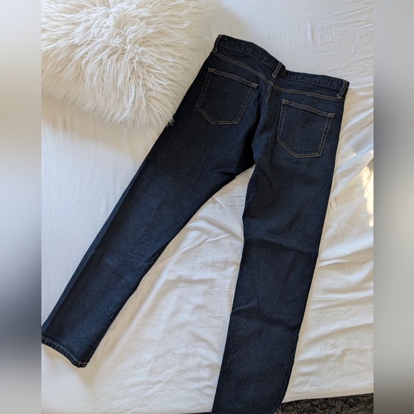 GOODTHREADS | Men's Slim Dark Denim - Picture 2 of 5